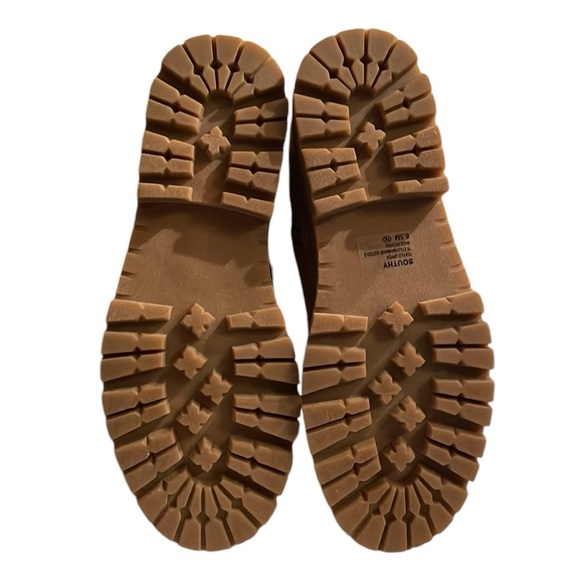 Jellypop Southy women tan, military style boots. Size 7.5 NWOT. - Picture 6 of 9